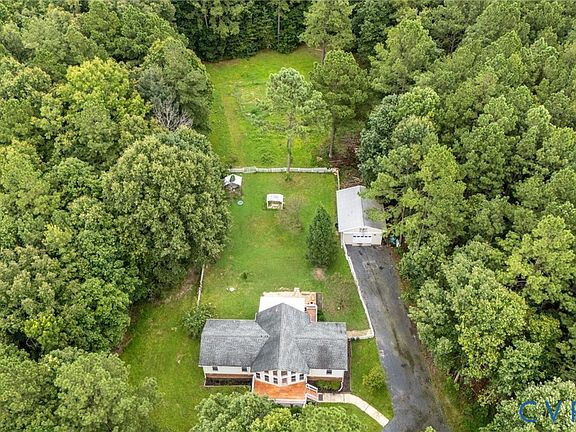 3rd image of 10785 Baltimore Rd