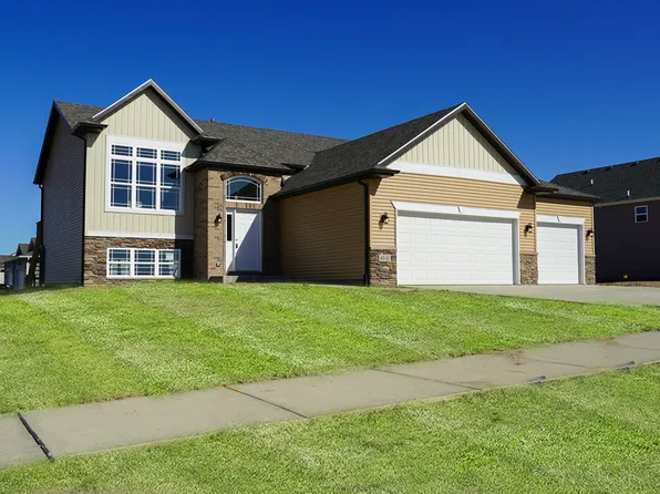 8341 Dylan Dr N, Merrillville, IN 46410