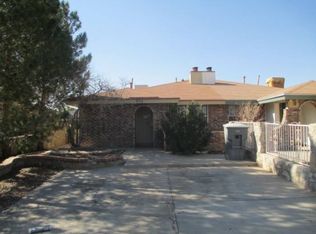 855 Los Surcos Rd, El Paso, TX 79907