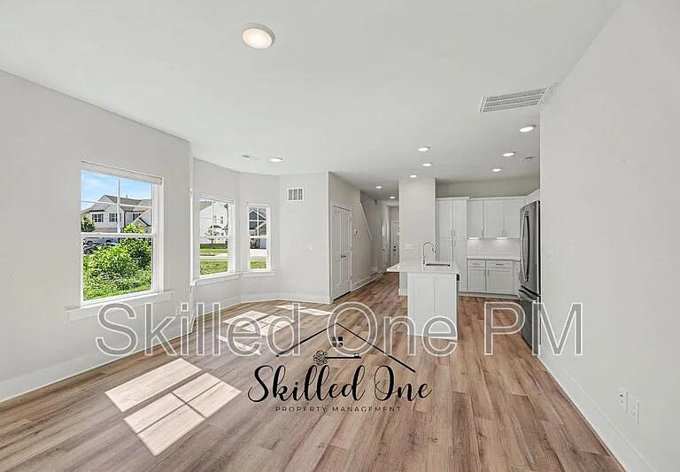 4954 Cannon Crossing Way — Photo 3