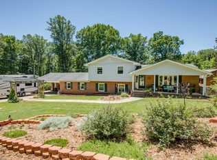 1918 Cliffside Dr, Pfafftown, NC 27040