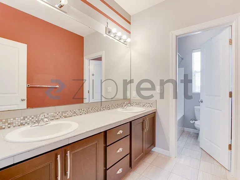 19614 35th Dr SE — Photo 23