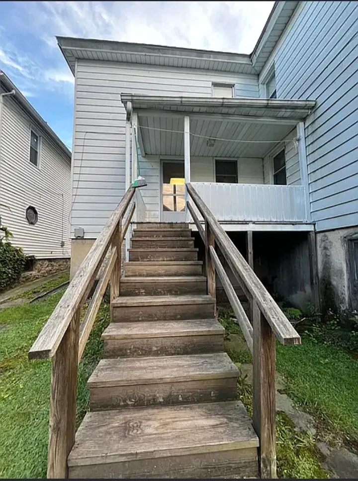 440 S 9th Ave — Photo 2