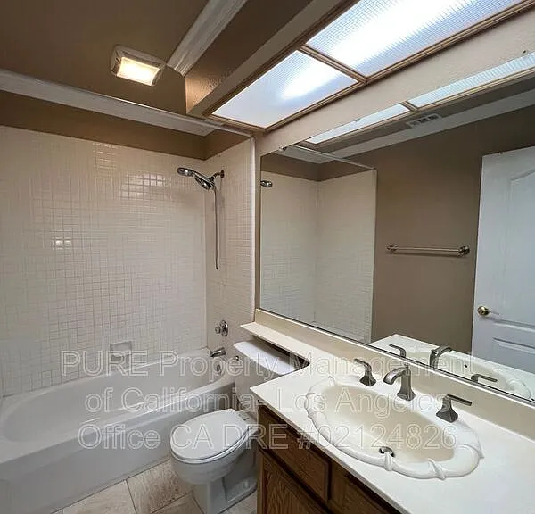 2300 Maple Ave #44 — Photo 17