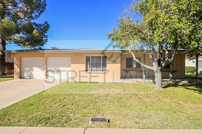 1st image of 2034 E Stanford Dr