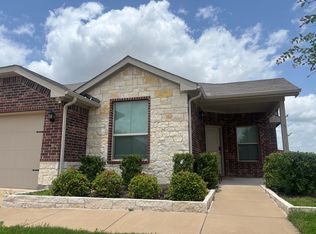 853 Rutherford Dr, Crowley, TX 76036