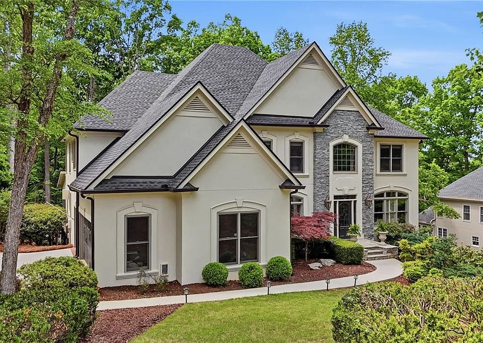 1st image of 630 Danas Ridge Dr