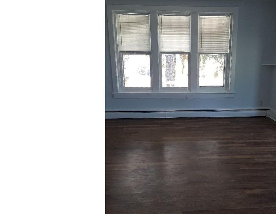 2nd image of 1135 W Chester Pike