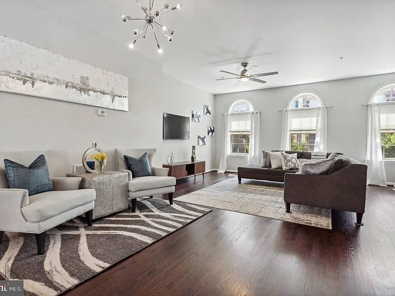 2531 Standifer Pl — Photo 10