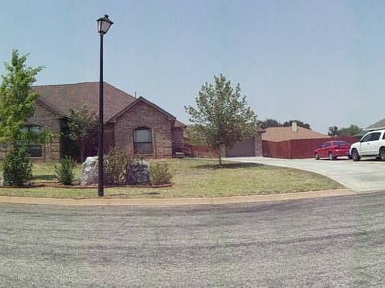 1st image of 5938 Lyndhurst Dr