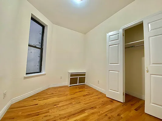 Rented by Oxford Property Group | media 7