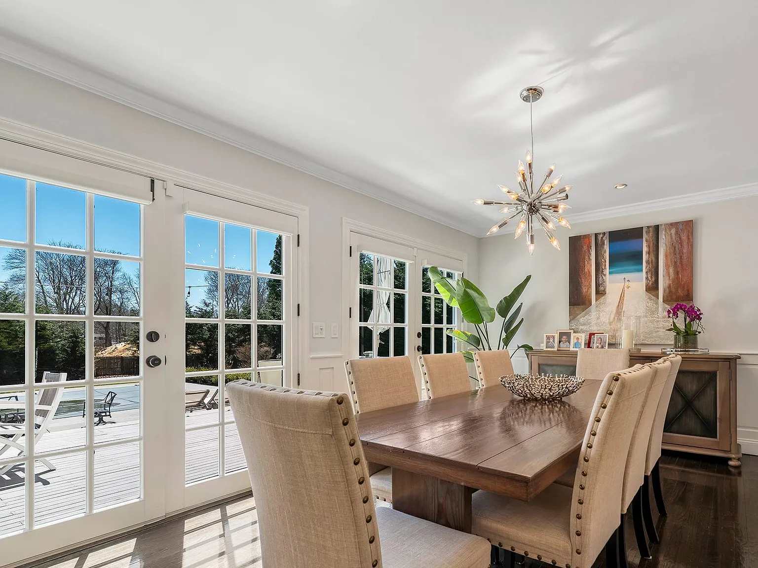 Pristine Home Minutes to Village: — Photo 4