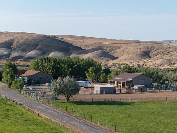 3rd image of 610 Us Highway 14