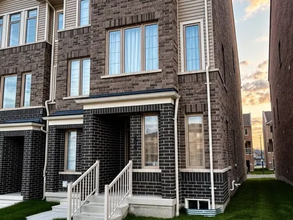 2844 Whites Rd, Pickering, ON L1X 0R6