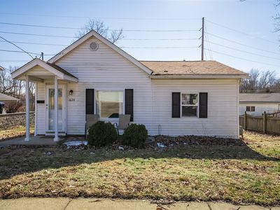 1624 Indiana St, Bloomington, IL, 61701