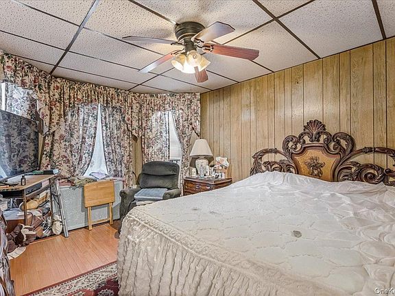 5th image of 333 East 26 Street