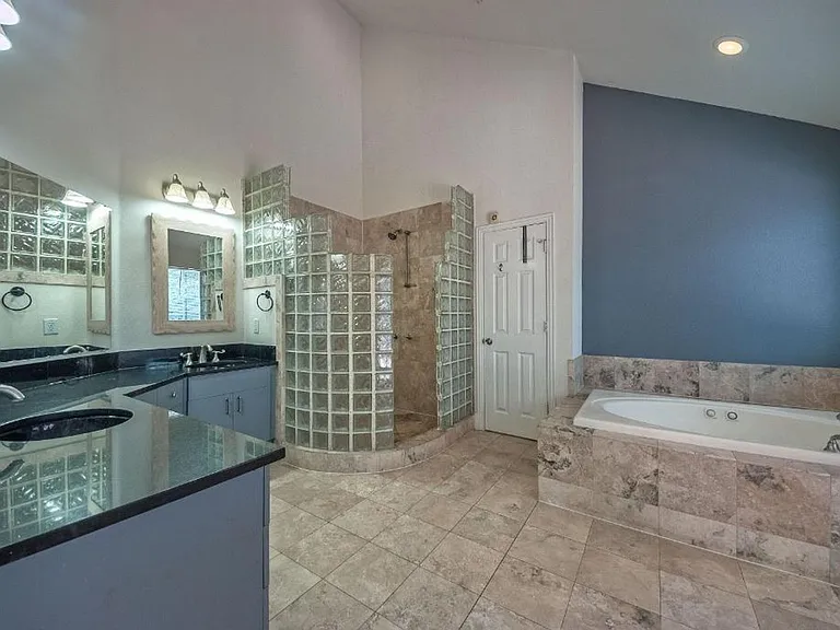 5713 Lewis St — Photo 27
