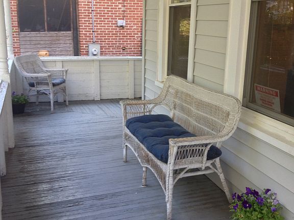 FRONT PORCH VIEW I
