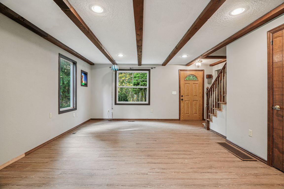 next background image