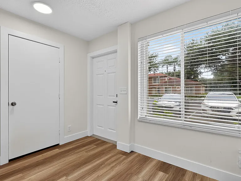 9899 Kamena Cir — Photo 6