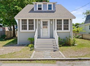 14 L St, Hull, MA 02045