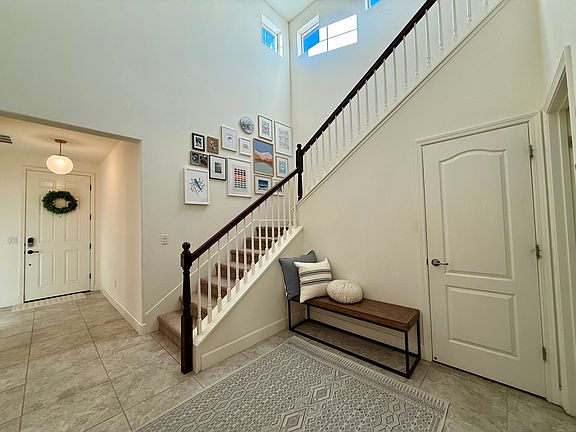 Front entry hall