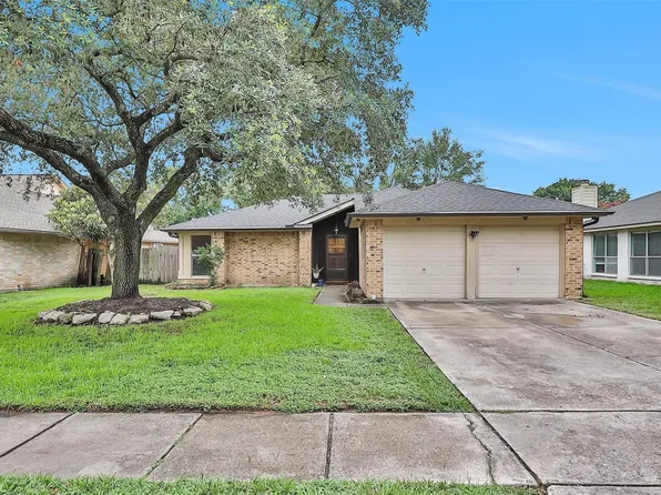 21507 Meadowhill Dr, Spring, TX 77388