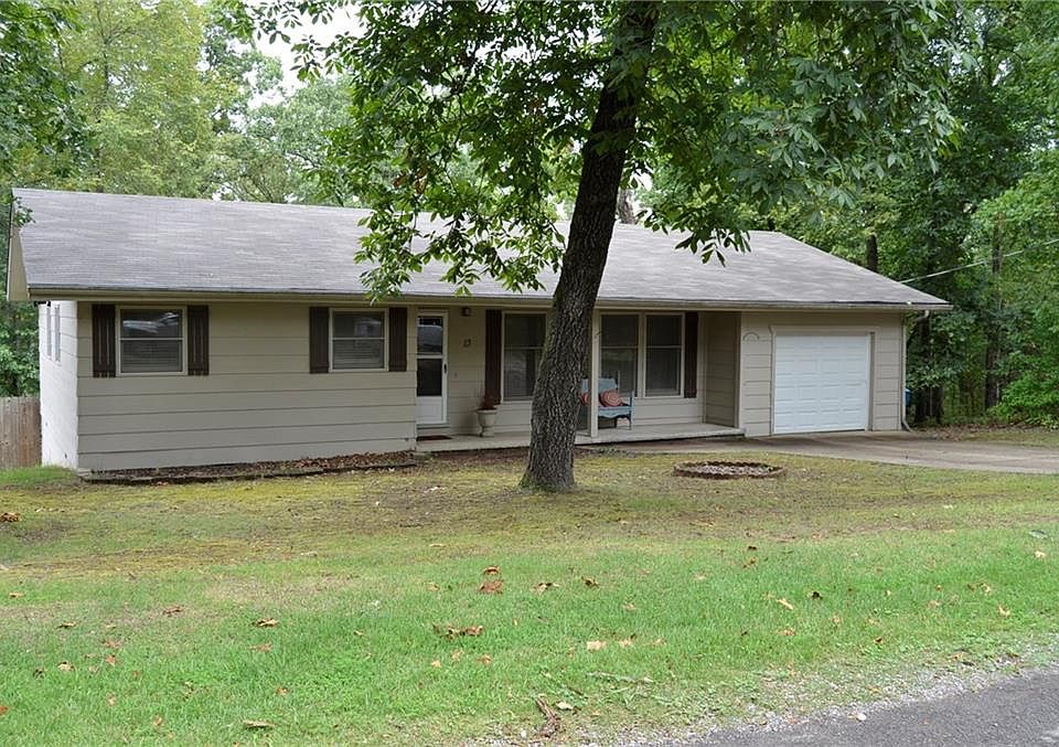 1st image of 13 Cawston Dr