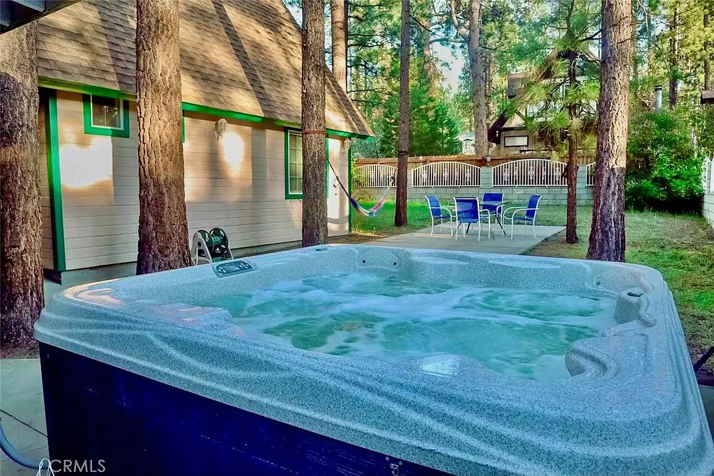 4 bed, 1473 sqft, $3,000 — Photo 1