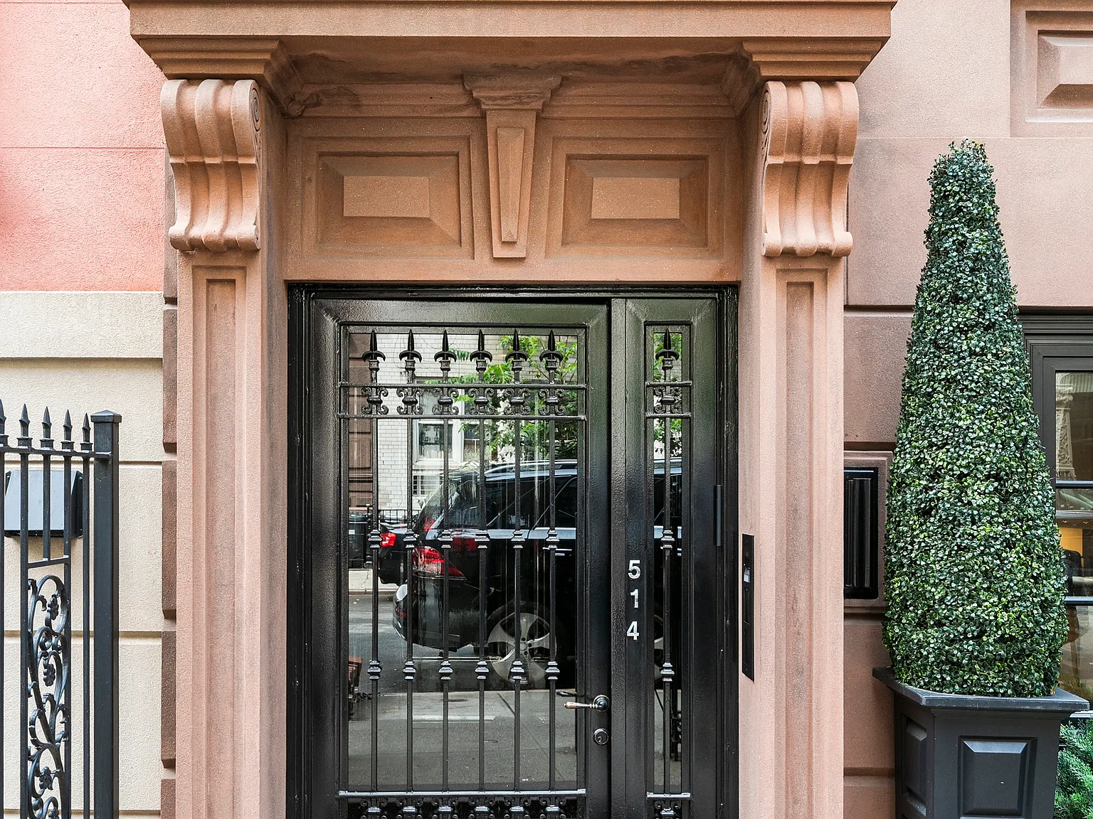 514 East 87th Street — Photo 2
