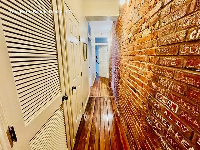 492 Commercial St #2 — Photo 9
