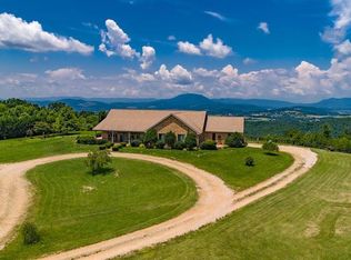 130 High Ridge Dr, Lexington, VA 24450