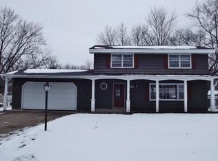 711 110th Ave NE, Blaine, MN 55434