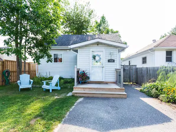 713 Lakeshore Dr, North Bay, ON P1A 2G3