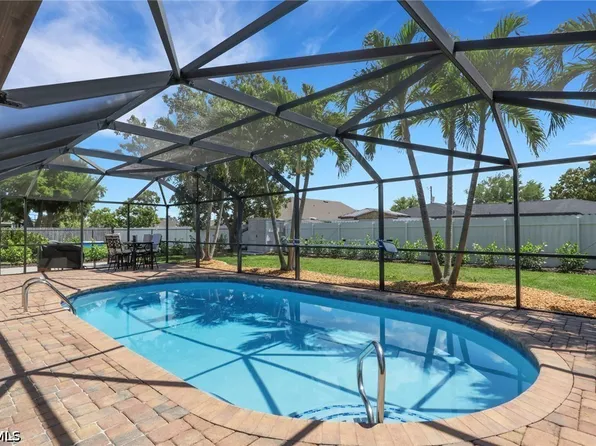 1436 SE 17th Ter, Cape Coral, FL 33990