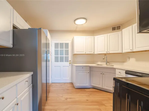 3301 Spanish Moss Ter APT 802, Fort Lauderdale, FL 33319