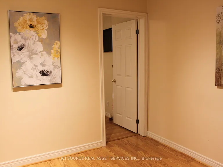 301 Gowan Ave #BASEMENT — Photo 9
