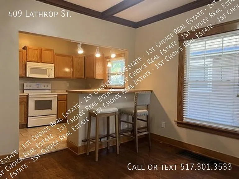 409 Lathrop St — Photo 6