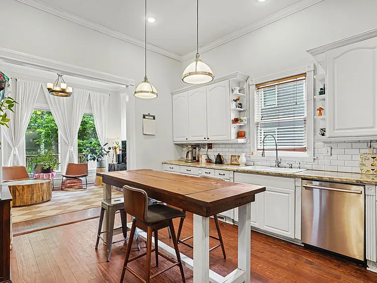 623 Cherokee Ave SE — Photo 28