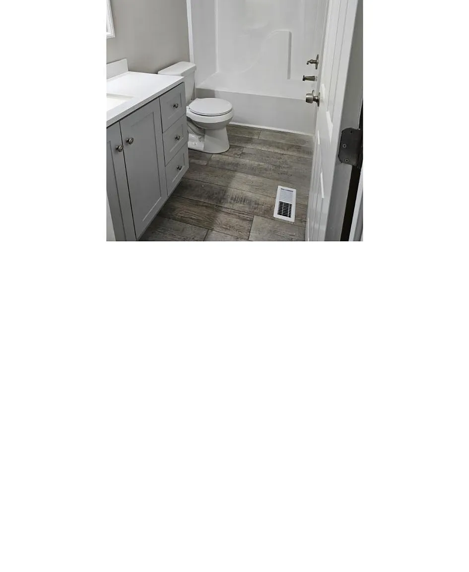 1143 Johnson Rd — Photo 2