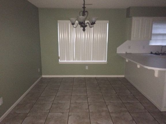 3rd image of 2900 Mulberry Ln Unit C