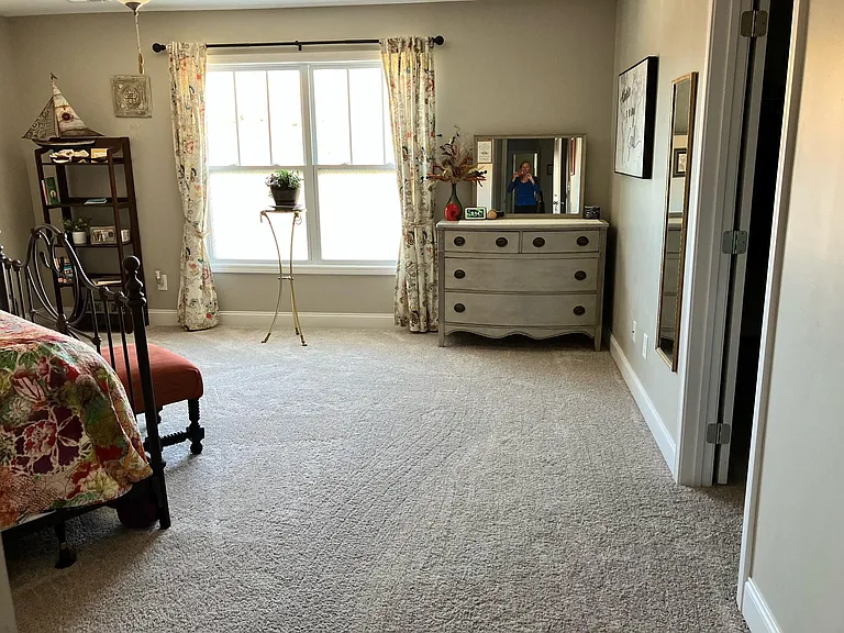 344 Broadberry Ave — Photo 16