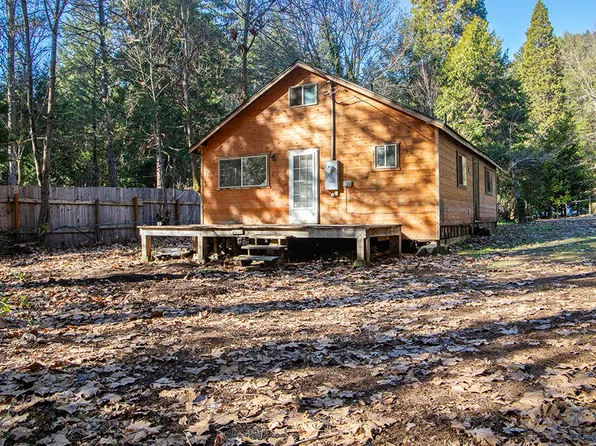 357 Main St, Wolf Creek, OR 97497