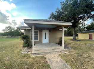 37559 Meadowview Dr, Hempstead, TX 77445