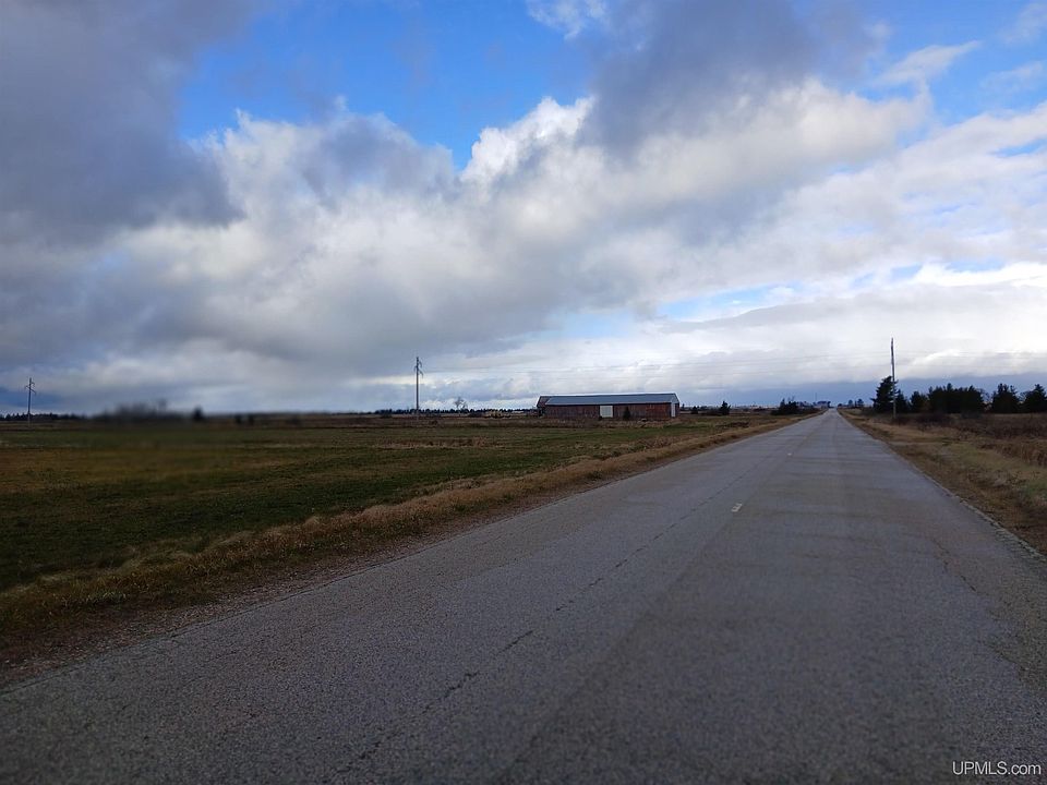2nd image of S Hantz Rd