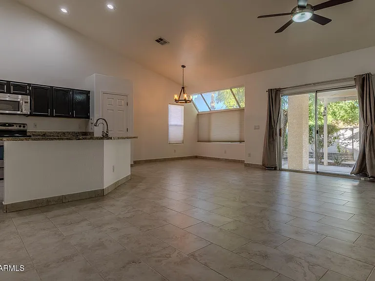 3125 E Cottonwood Ln — Photo 11