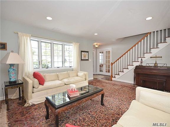2nd image of 11 Briarcliff Dr