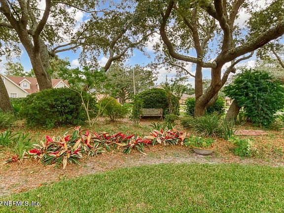 5th image of 8642 Royalwood Dr