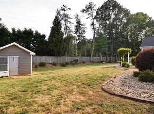 3662 Bowbridge Ln, Snellville, GA 30039