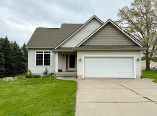 6981 Jennifer Ln, Portland, MI 48875